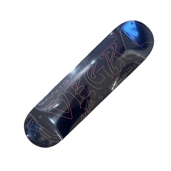 photo de la planche de skateboard vega nightclub girl