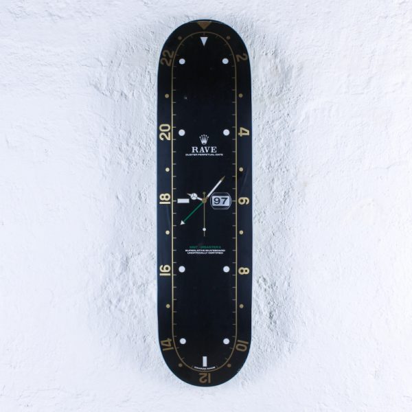 rave-gmt-night-night photo de la planche de skateboard rave gmt night