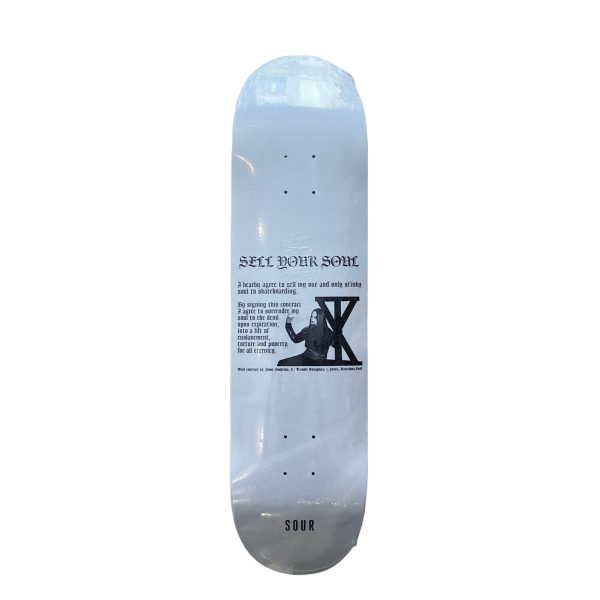 photo de la planche de skateboard sour contract 8.25