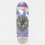 photo de la planche de skateboard madness manipulate R7 holographic