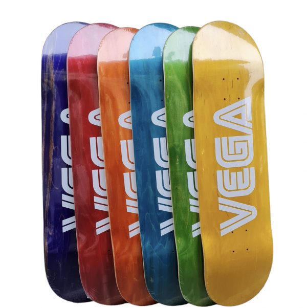 photo des planches de skateboard vega inverted logo