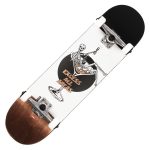photo de la planche de skateboard globe excess