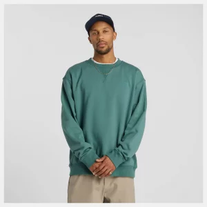 photo du sweatshirt crewneck new balance french terry new spruce