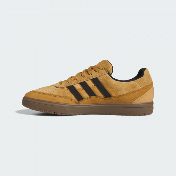 Chaussure_Tyshawn_II_Jaune_JI0851_06_standard
