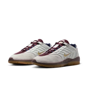 photo de la nike sb vertebrae phantom parachute beige