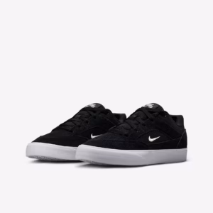 photo des chaussures ado malor black whte