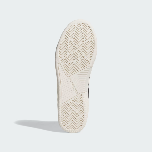 Chaussure_Tyshawn_Blanc_JQ1134_03_standard