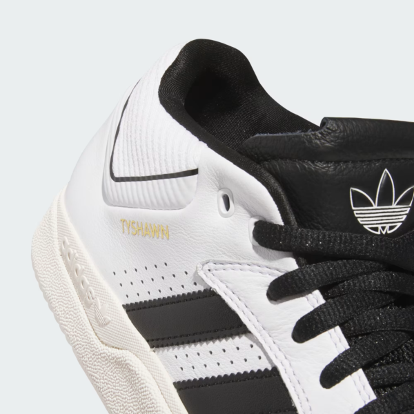 Chaussure_Tyshawn_Blanc_JQ1134_41_detail