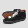D20-VM001-HI-BLACK-BLACK-WHITESTITCH-SIDE photo des chaussures de skateboard last resort vm001 hi black white black