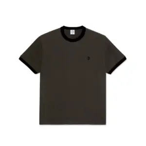 photo du tshirt ringer dirty black