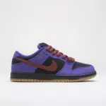 photo de la chaussure de skateboard nike sb dunk low pro persian violet cinnamon