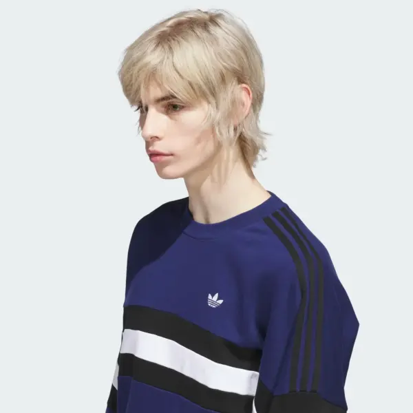 SKATEBOARDING_VINTAGE_INSPIRED_CREWNECK_SWEATSHIRT_Blue_KD1165_41_detail