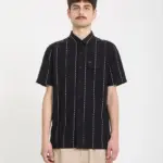 photo de la chemise de skateboard whitworth gloss black