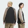 Sweat-shirt_FS_CREWNECK_noir_KR9860_20_02_hover_model
