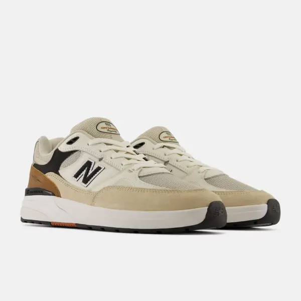 un933one_nb_05_i