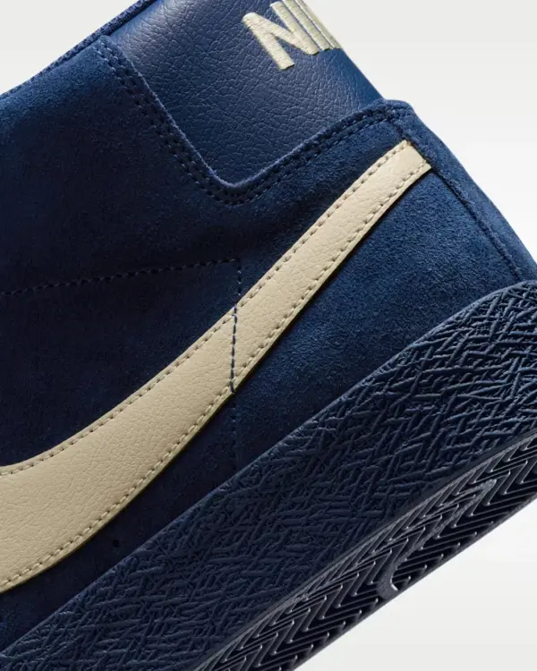 NIKE+SB+ZOOM+BLAZER+MID (7)