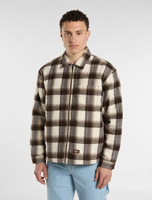 DK0A8DTD0TB-1_17fdfc66-ef8b-4971-859c-78479a00852b photo de la chemise de skate dickies florence shacket timber brown